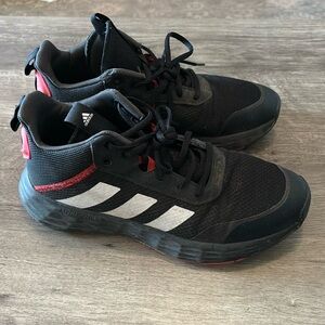 Adidas black and red basketball shoes size 7